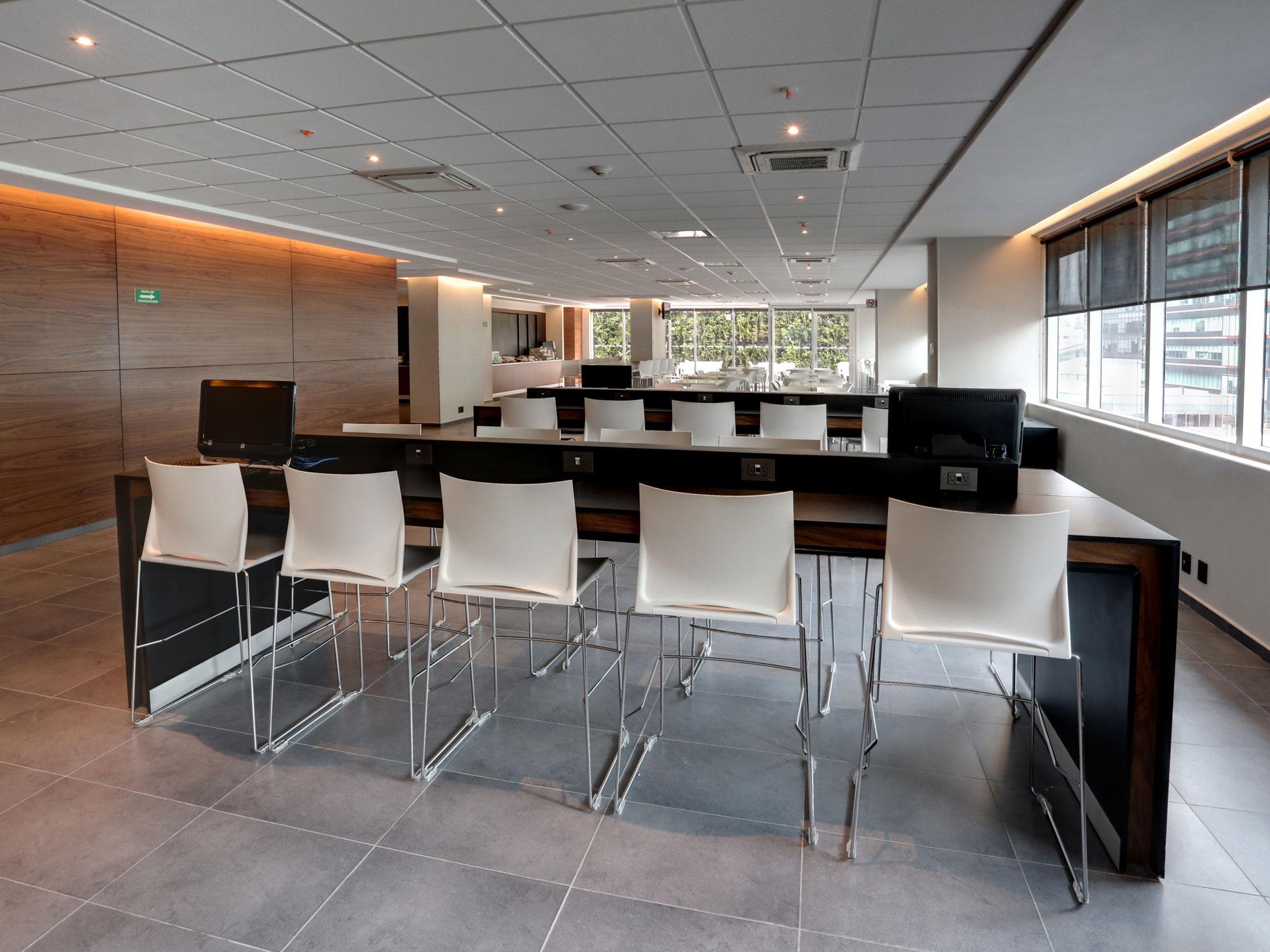 City Express Plus By Marriott Ciudad De Mexico Santa Fe Exterior photo