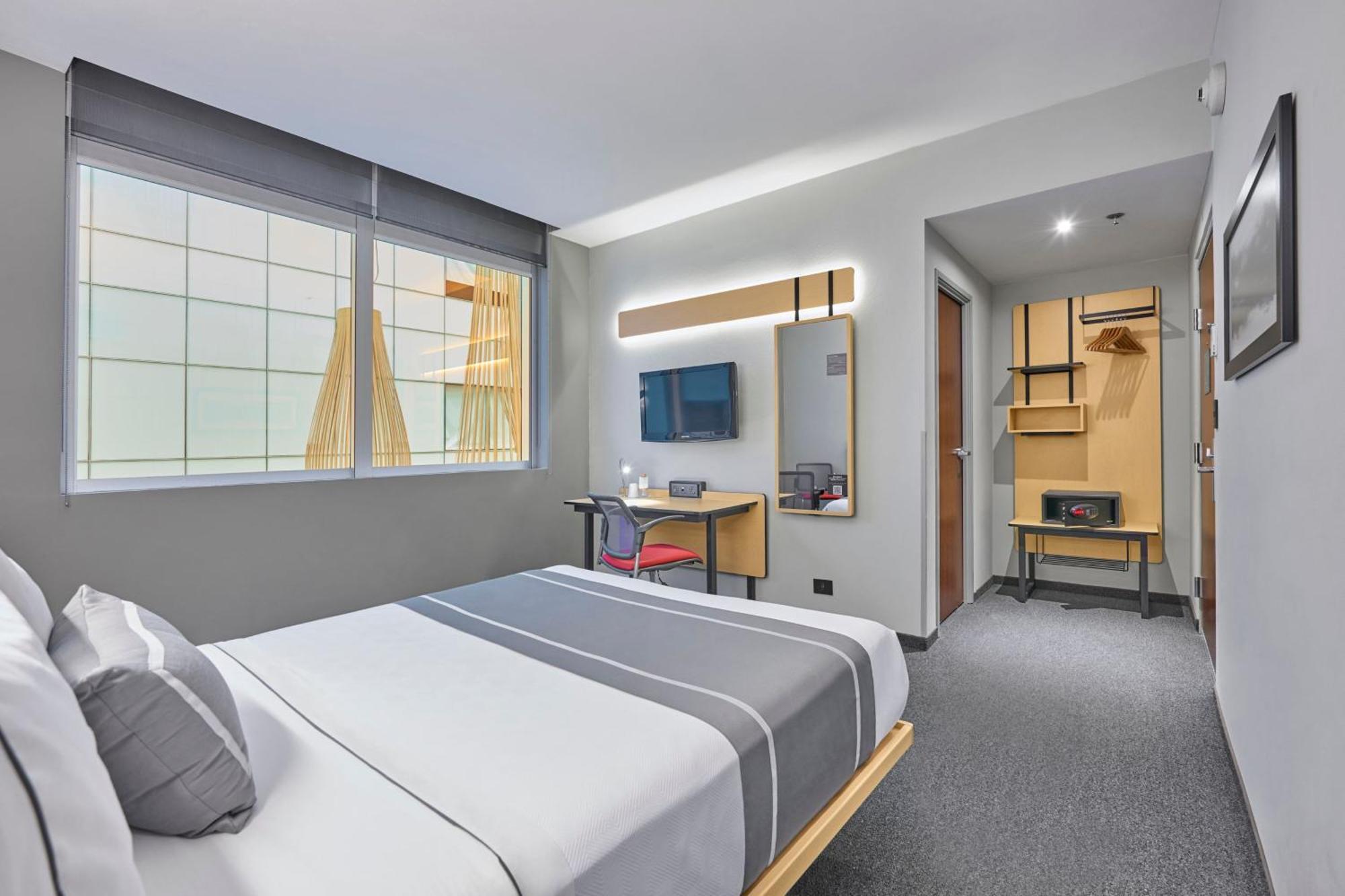 City Express Plus By Marriott Ciudad De Mexico Santa Fe Exterior photo